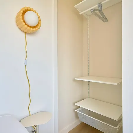 One-bedroom Near The Tram With Parking Апартаменты *